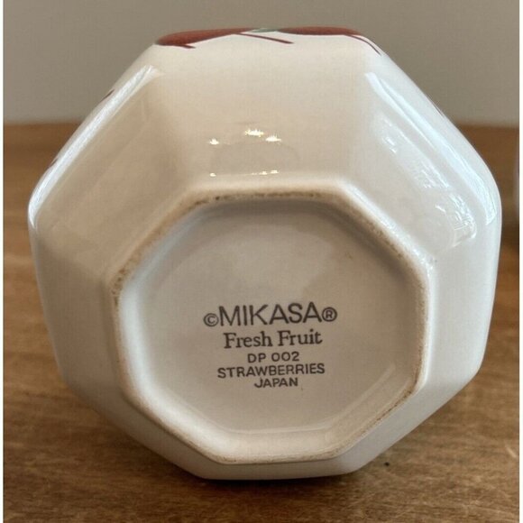 Vintage Mikasa Fresh Fruit DP 002 STRAWBERRIES 2 pc Creamer & Sugar Bowl w/ Lid - Picture 4 of 8
